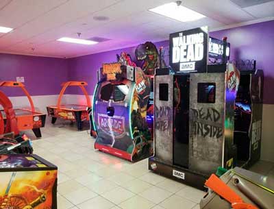 Arcade interior with Walking Dead game